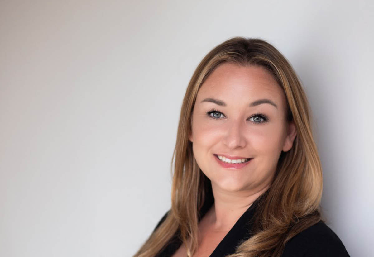 Welcoming Elizabeth Robles to the LIV SIR Team