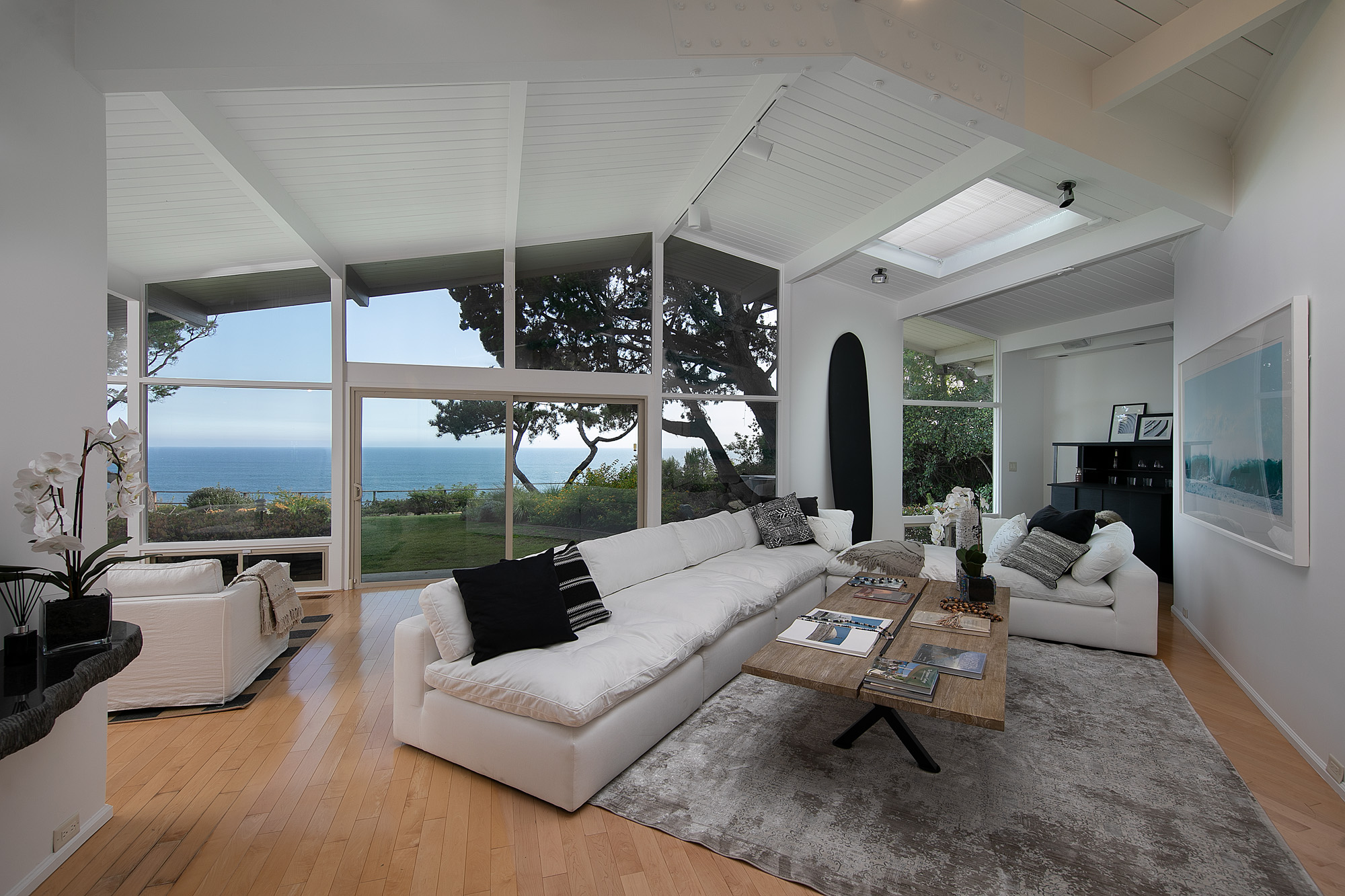 LIV Sotheby’s International Realty Professionals Recognized as Leaders in the Real Estate Industry